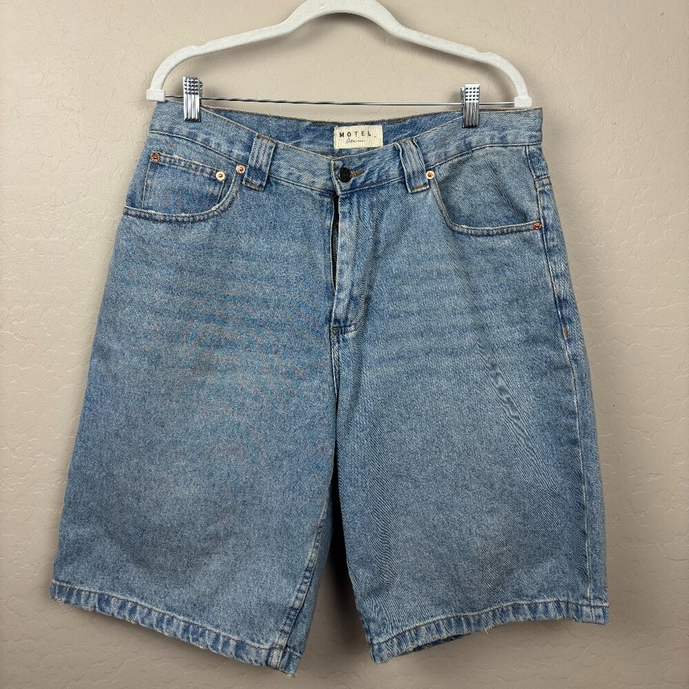 EUC - Motel -  Low Rise Skater Shorts in‎ 80's - Picture 3 of 6